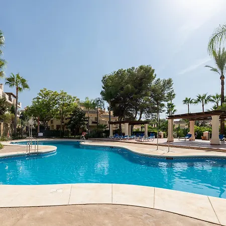 Hacienda El Palmeral Puerto Banus Apartment Marbella